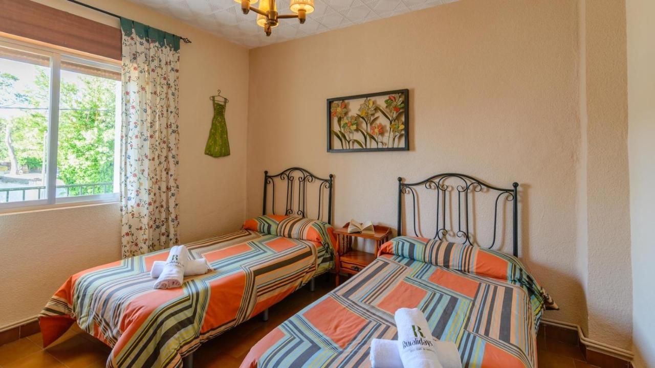 Vakantiehuis Vivienda Rural Pepe El Del Aceite Trasmulas By Ruralidays Granada